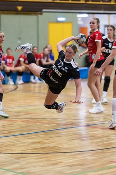 Bild 295 - wBJ SV Henstedt Ulzburg - HSG Holstein Kiel/Kronshagen : Ergebnis: 30:28